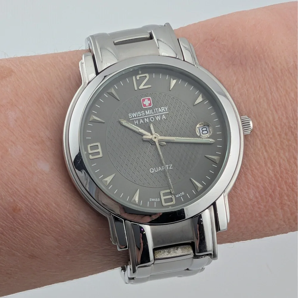 Swiss Military Honowa Gray Textured Dial‎ Swiss Made Watch 06-547 Stainless